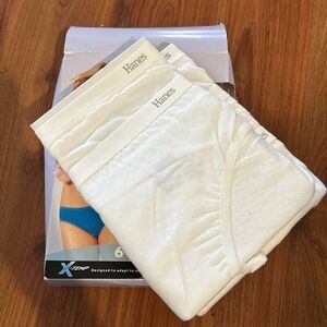 NEW Hanes six pack cool and comfortable hipster briefs panties cotton blend size